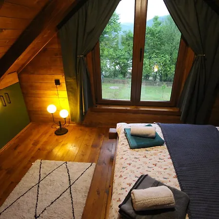 Vikendica Brvnara Beli